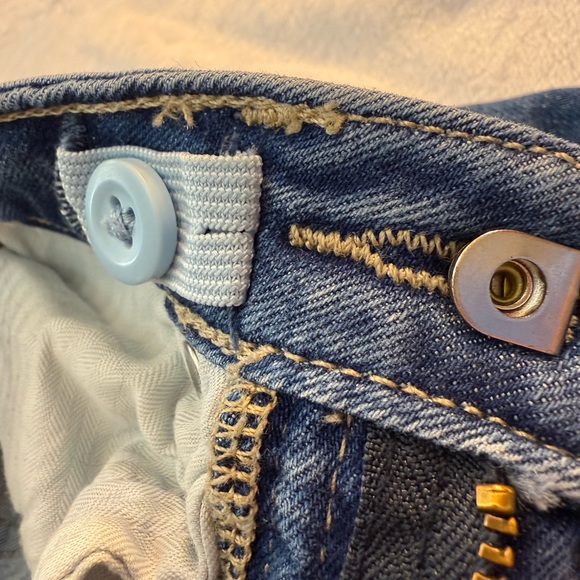 GAP Little Girls’ Size 6 Flare Jeans with adjustable elastic waist bands - Picture 5 of 7